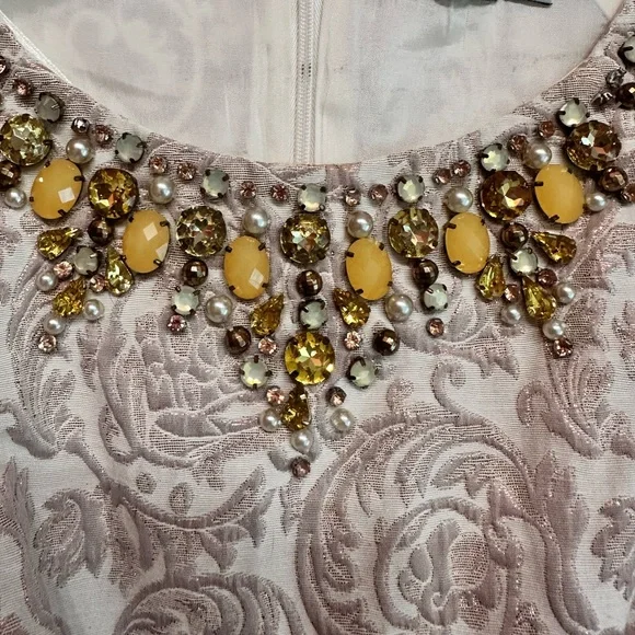 ELIZA J ~ Cream and Gold Jacquard Patterned Dress w/Pockets and Jewel Neckline - Picture 5 of 9